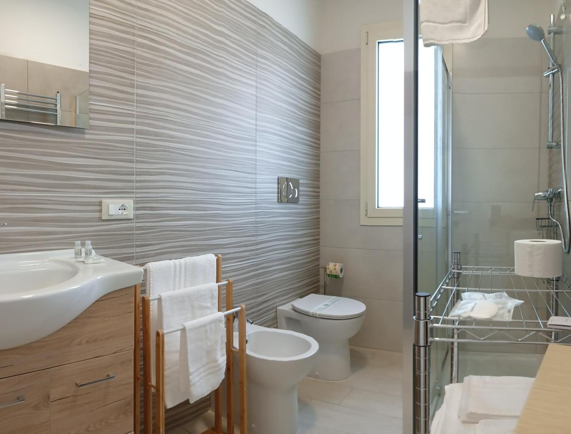 Mya Luxury Rooms And Wellness Melendugno Exteriör bild