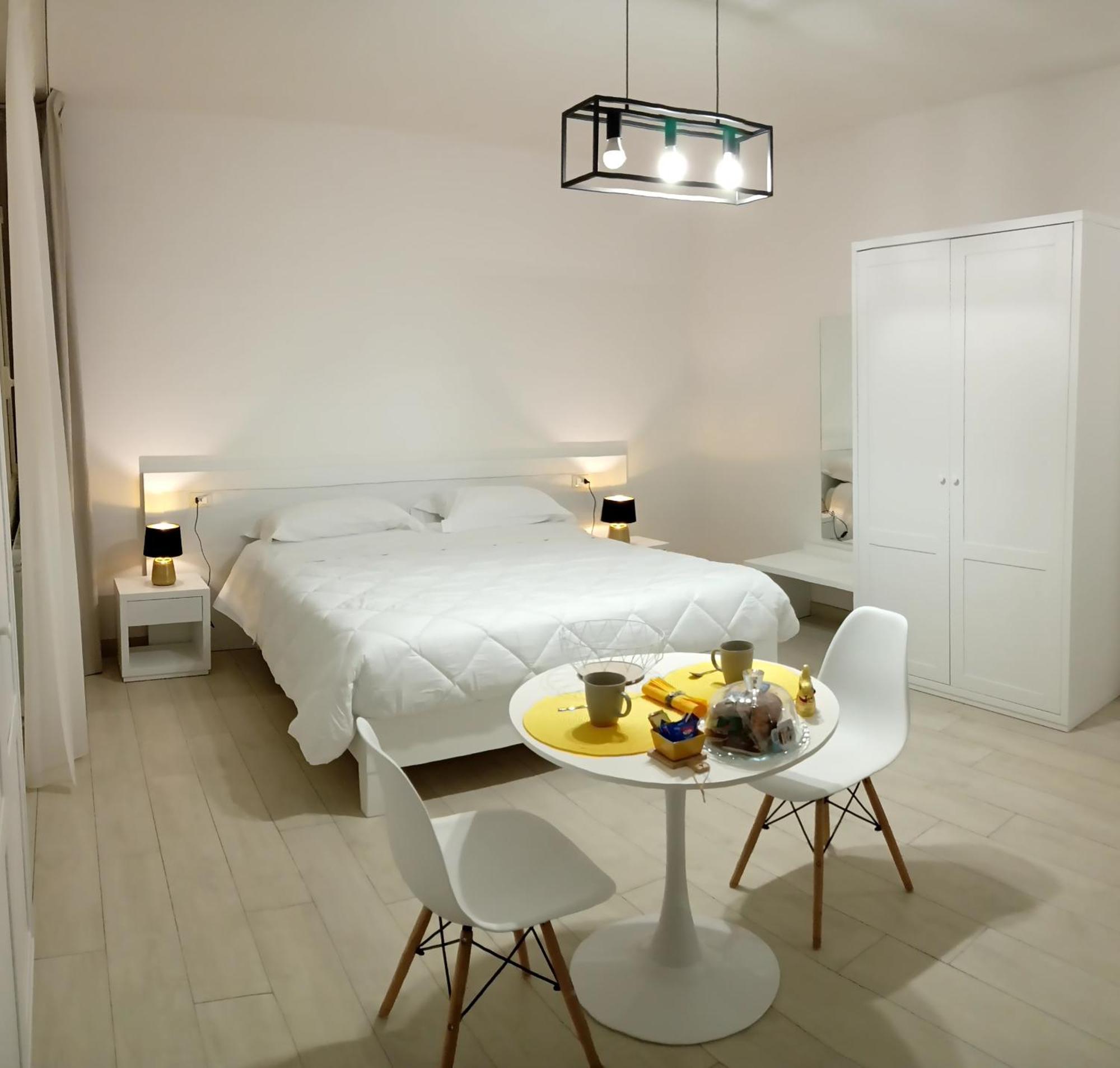 Mya Luxury Rooms And Wellness Melendugno Exteriör bild